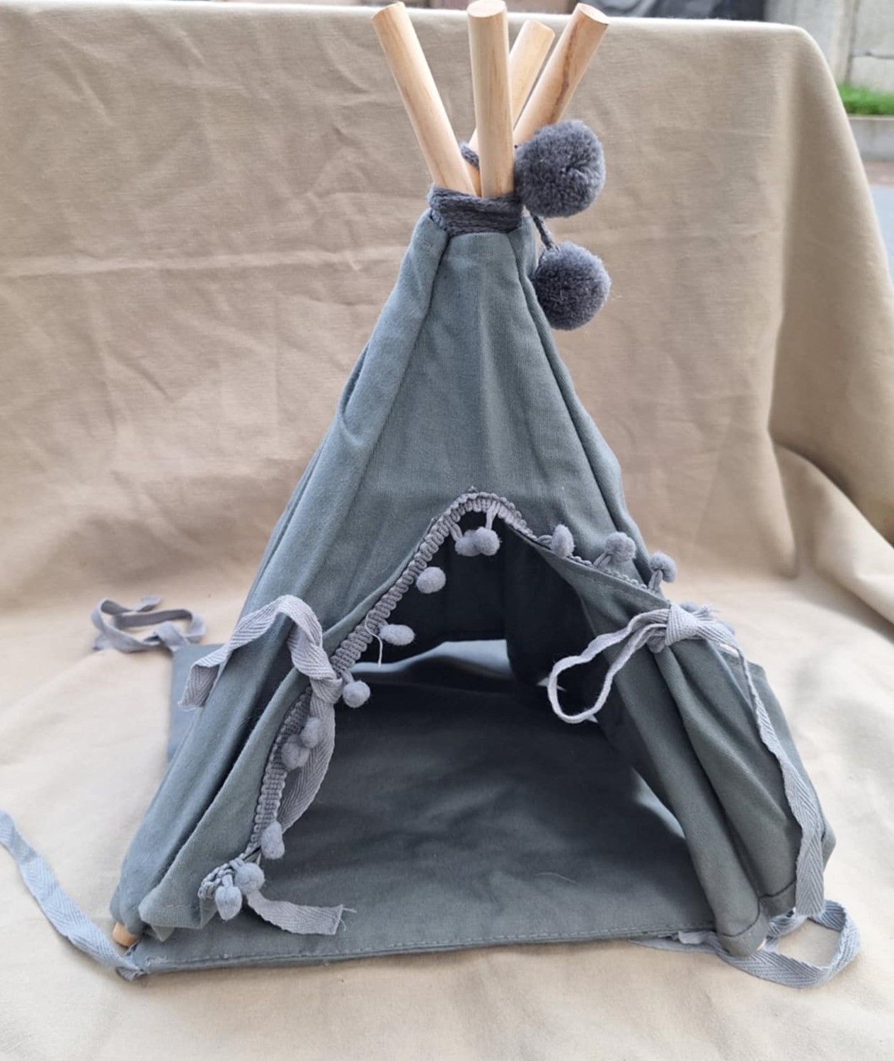 Tipi pour cochon d'Inde